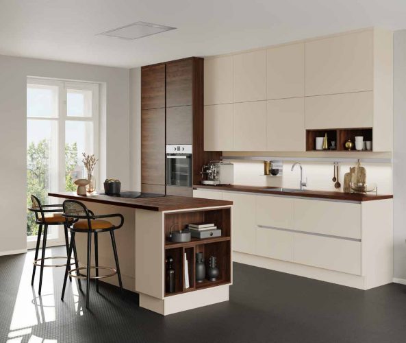 Front Crema-Magnolie und Alteiche Cognac